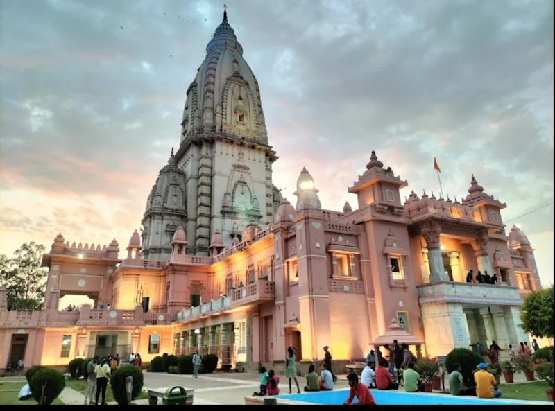 Kashi Vishwanath Temple / Kashi Place mentioned in saved reels