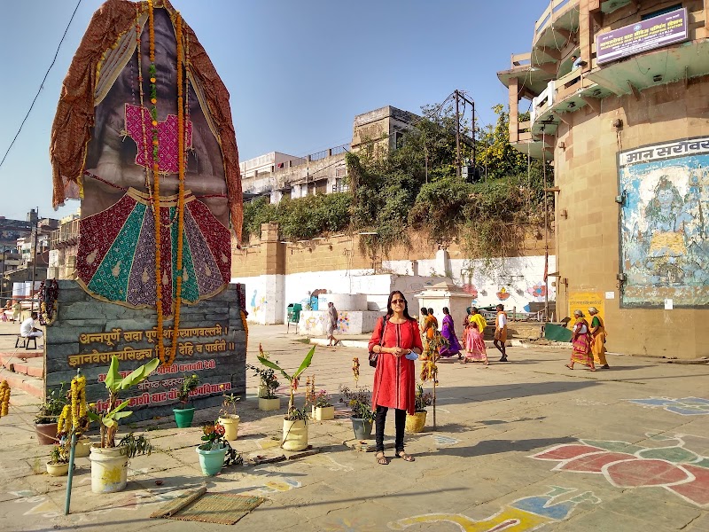 Kedar Ghat / Varanasi Place mentioned in saved reels