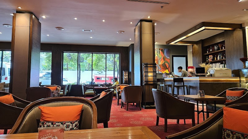 Khao Soi Fueng Fa / Chiang Mai Place mentioned in saved reels