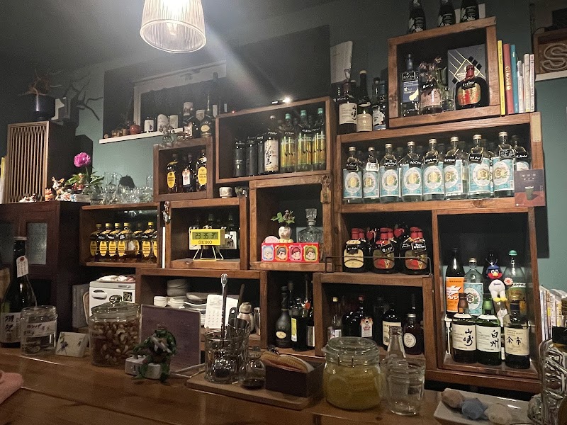 Kissa Hitofusa / Japan