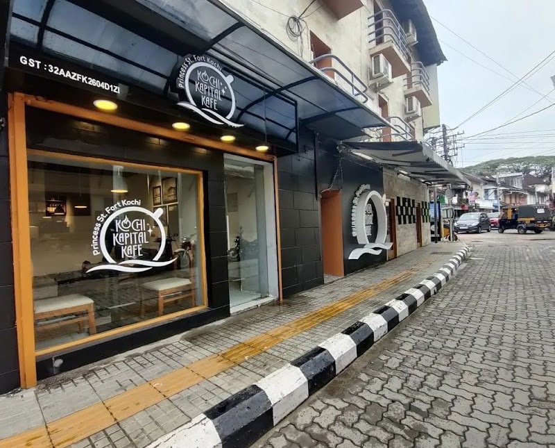 Kochi Kapital Cafe / Panampilly Nagar