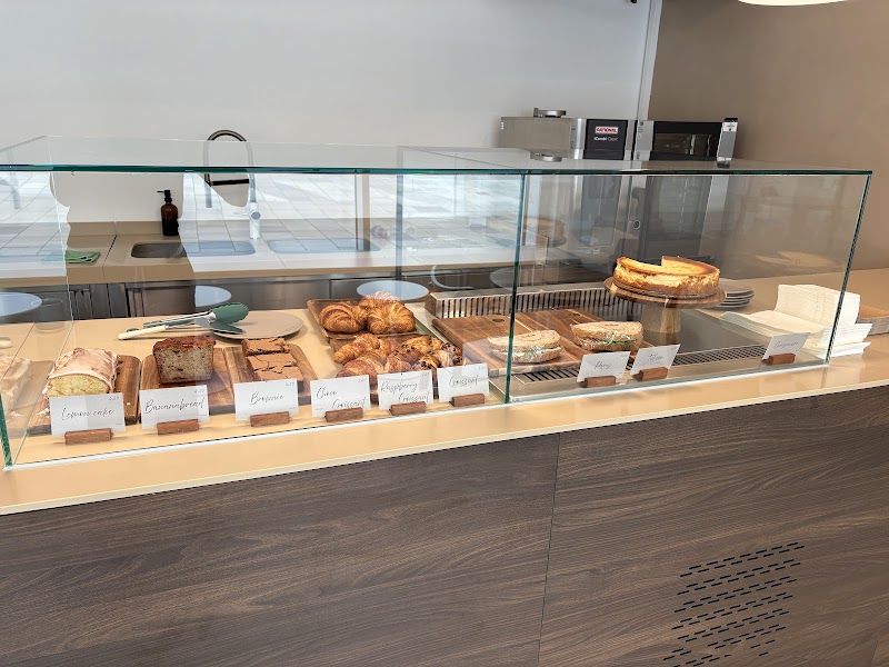 KUKA - Coffee Shop / Vienna