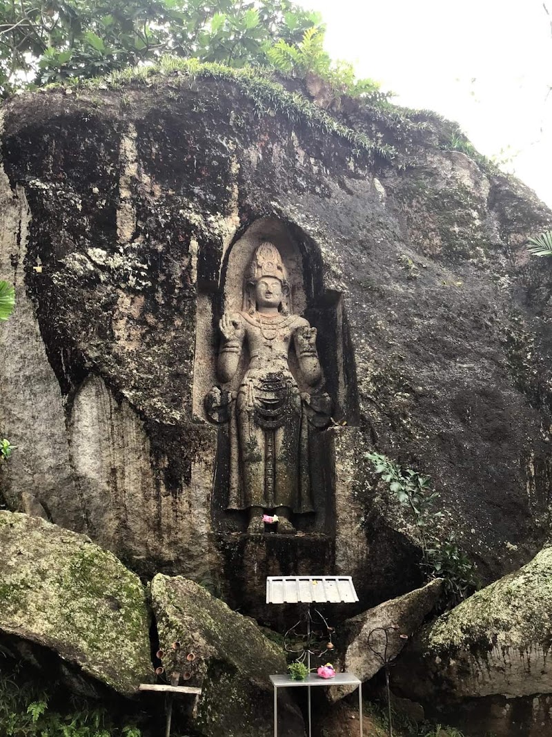 Kushatarajagala statue / Weligama