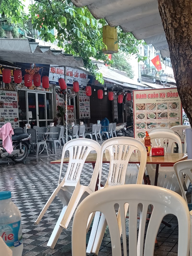 Ky Dong Restaurant / Hanoi