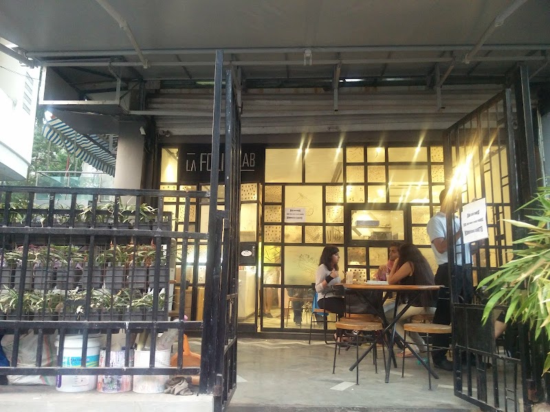 La Folie Lab / Mumbai Place mentioned in saved reels