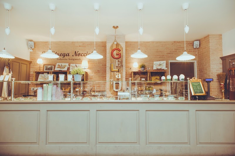 La Strega Nocciola / Ponte Vecchio Place mentioned in saved reels