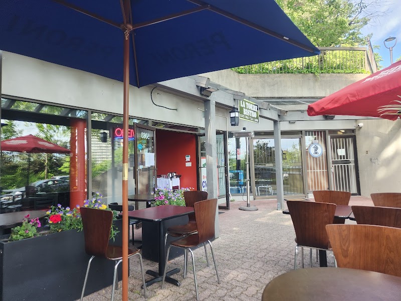 La Torre Bistro / Burnaby