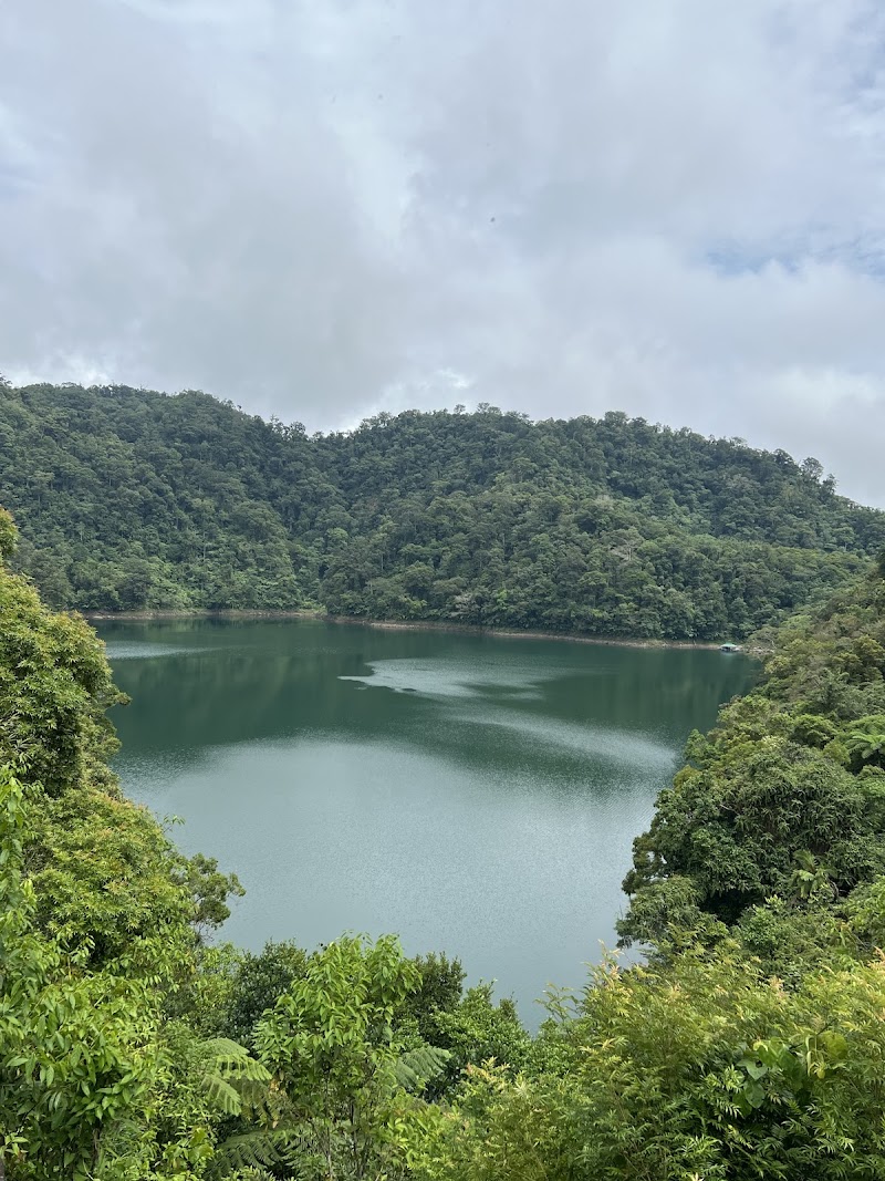 Lake Balinsasayao / Negros Oriental