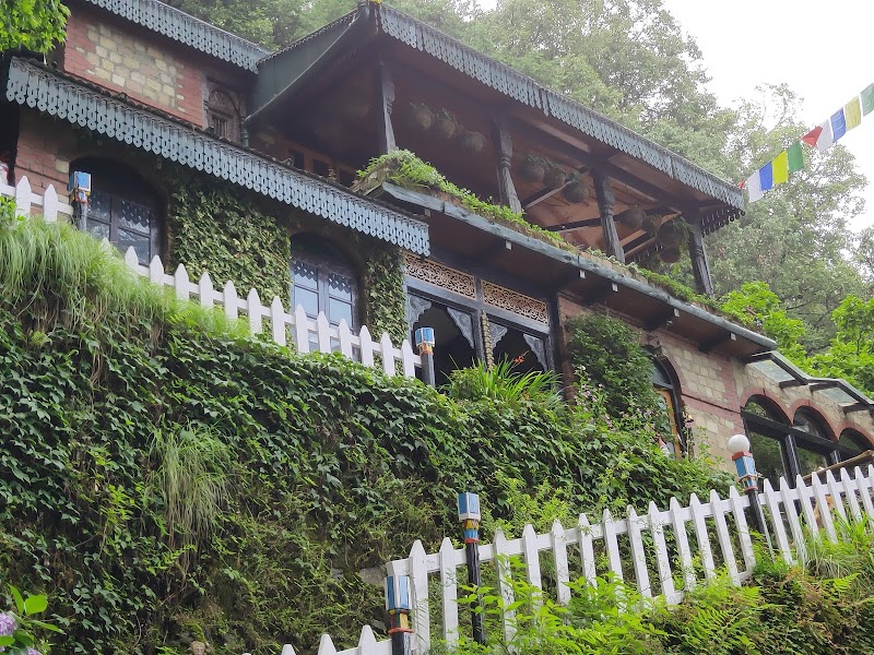 Landour / Uttarakhand Place mentioned in saved reels