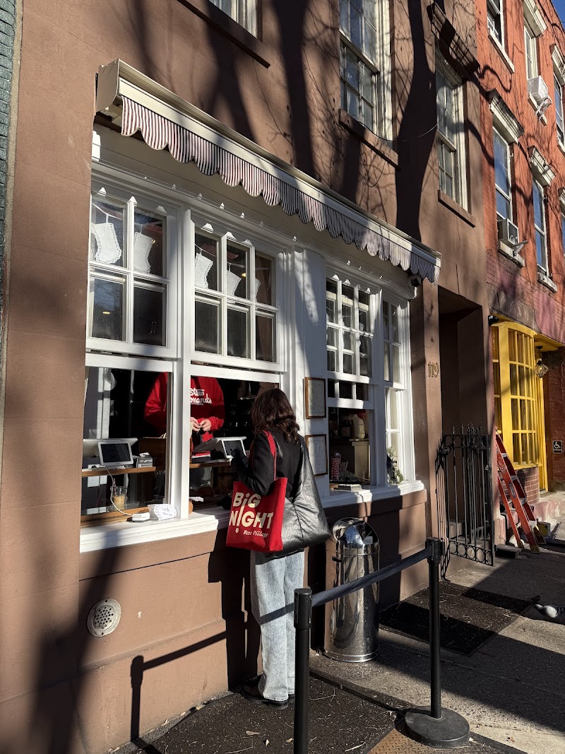 L'Appartement 4F / West Village Place mentioned in saved reels