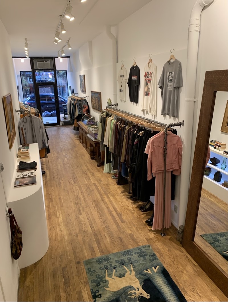 Lara Koleji / Lower East Side Place mentioned in saved reels