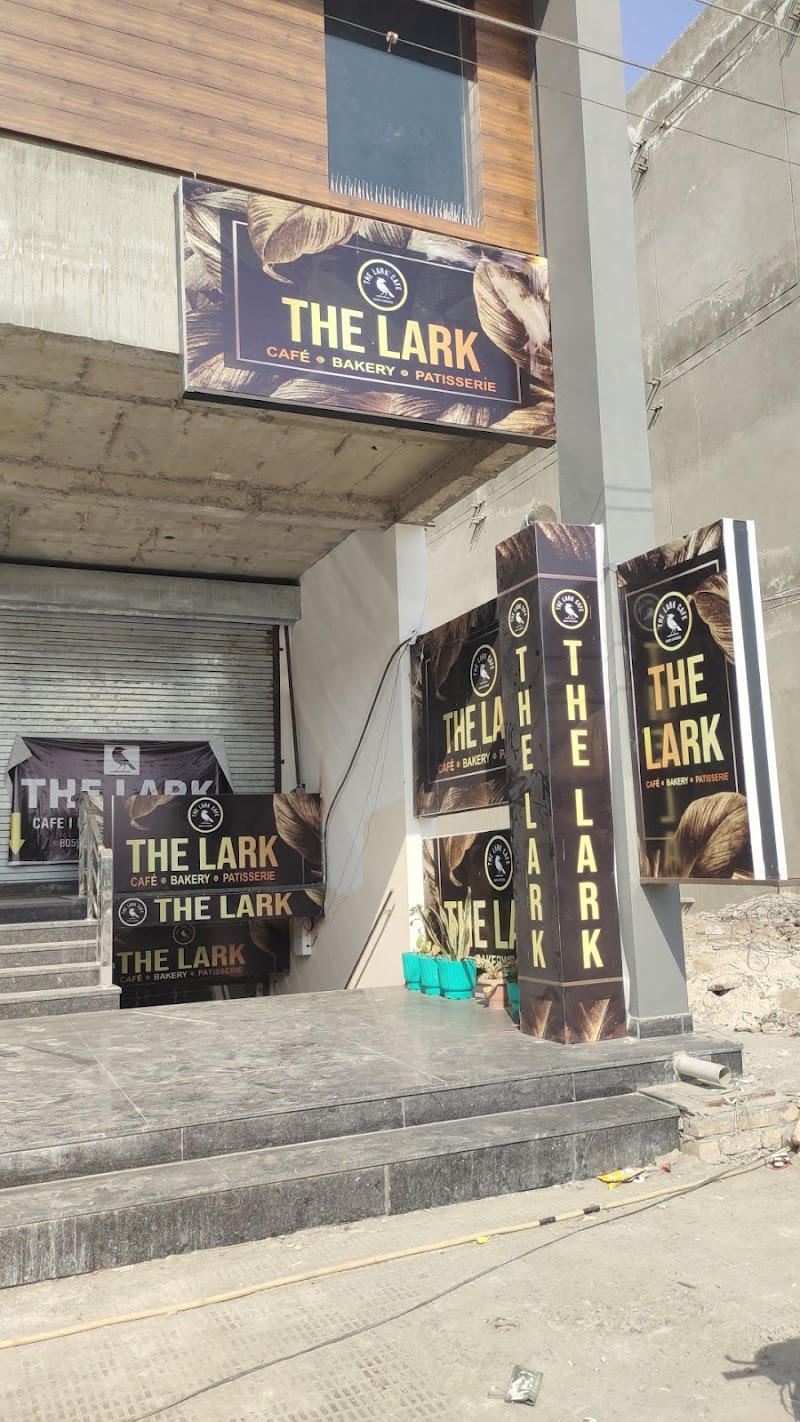 Lark Cafe