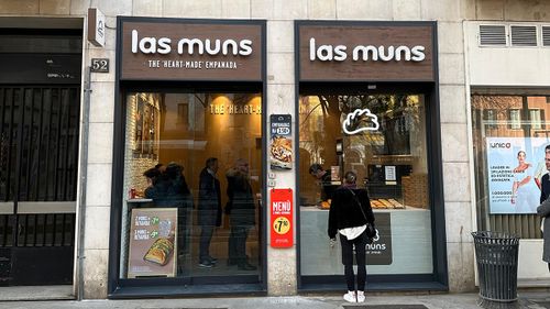 Las Muns / Milan Place mentioned in saved reels