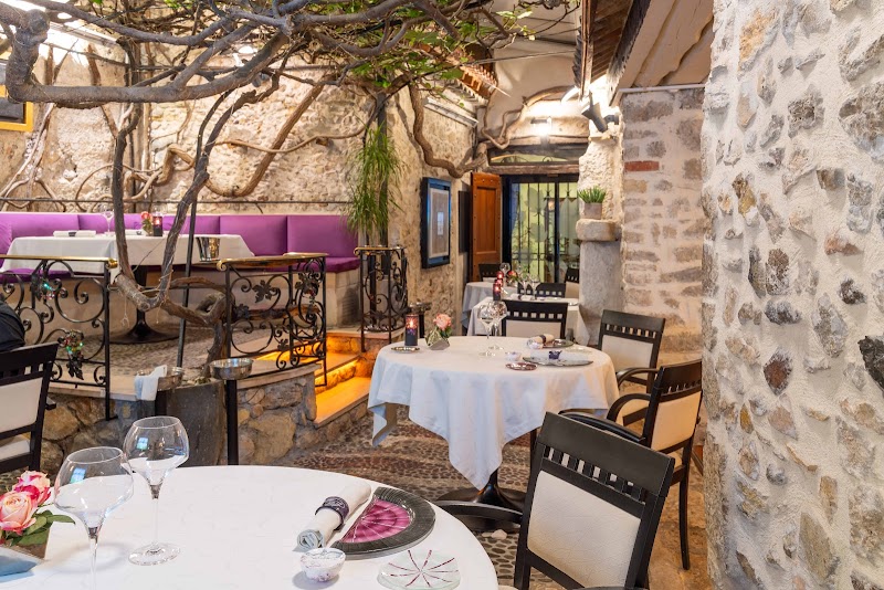 Le Figuier de Saint-Esprit / Antibes Place mentioned in saved reels