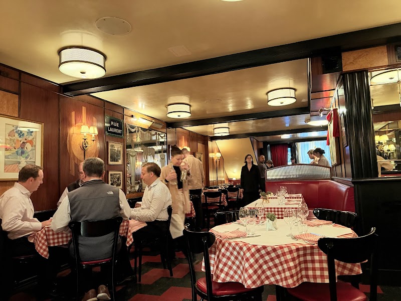 Le Veau d'Or / NYC Place mentioned in saved reels