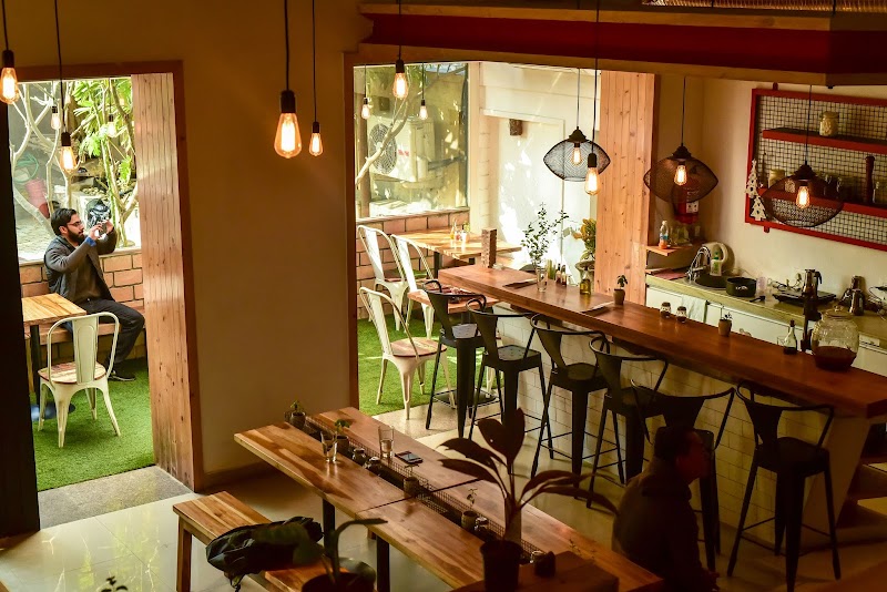 Leo's Pizzeria / Vasant Vihar