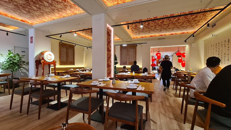 Little dragon / Madrid Place mentioned in saved reels