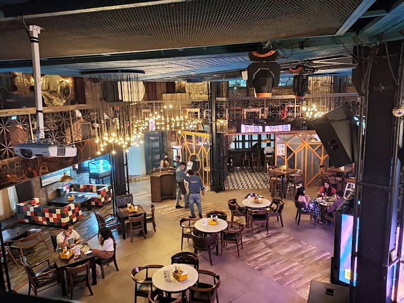 Local Cafe / Connaught Place Place mentioned in saved reels