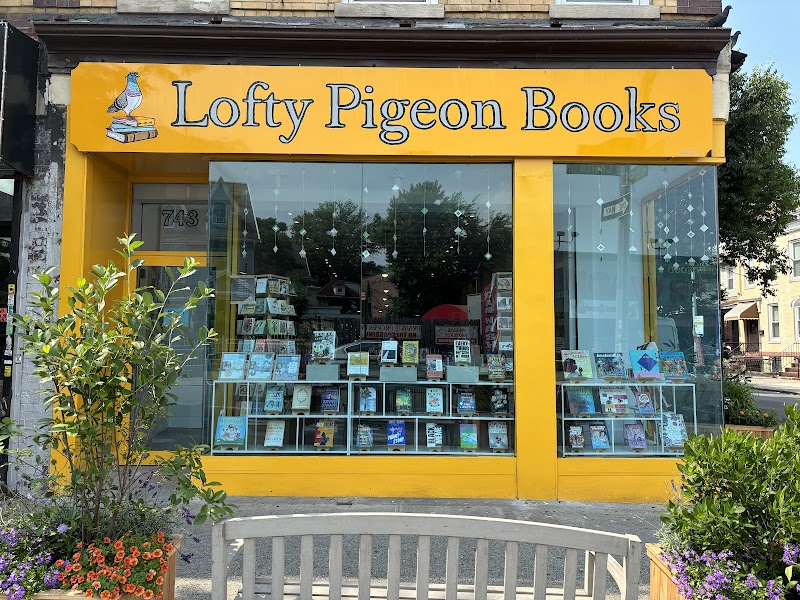 Lofty Pigeon Books / Kensington
