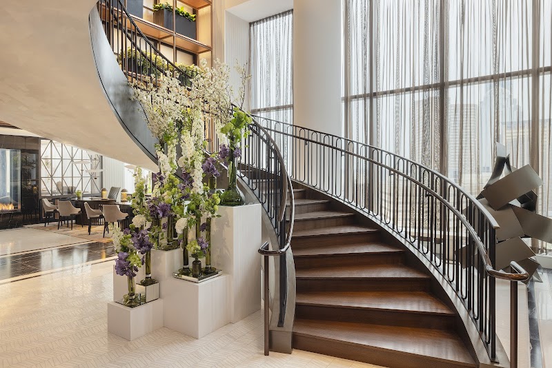 Long Bar / Raffles Place mentioned in saved reels