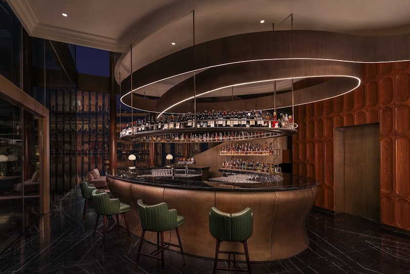 Lord Vesper / The Oberoi