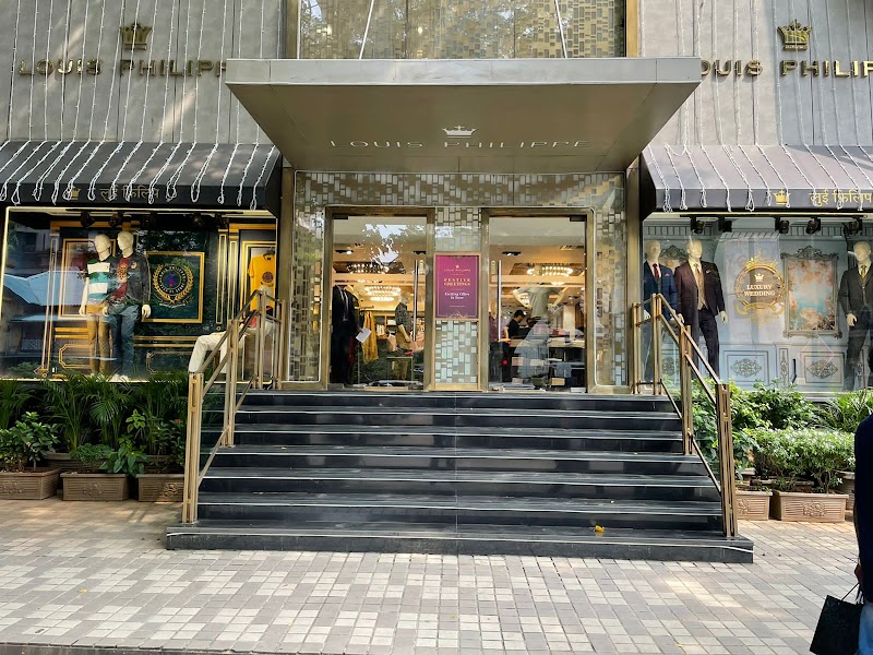 Louis / Bandra West Place mentioned in saved reels