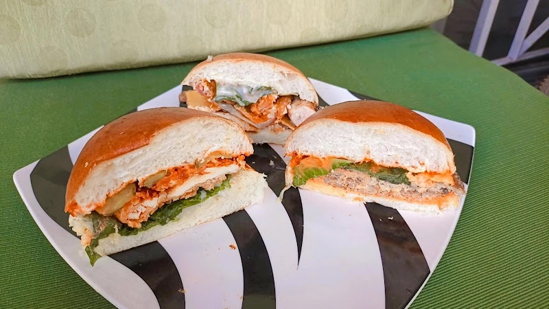 Louis Burger / Pune Place mentioned in saved reels