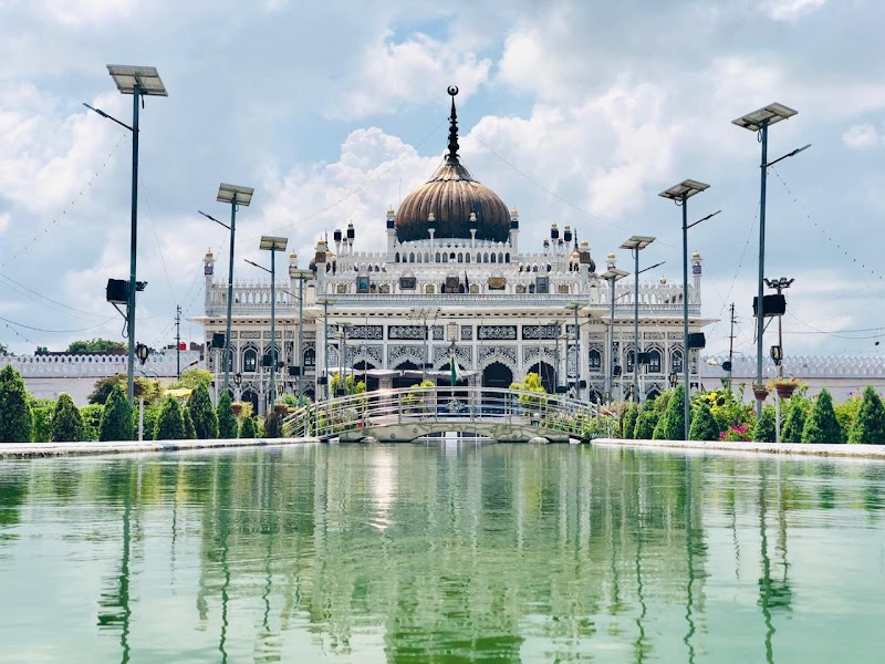 Lucknow Hidden Gem / Lucknow