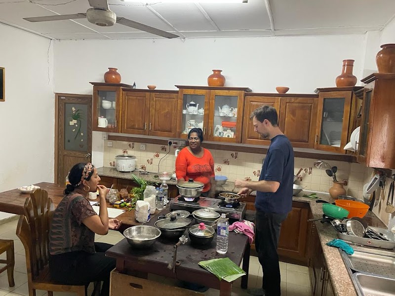 Lucky Fort / Galle Place mentioned in saved reels