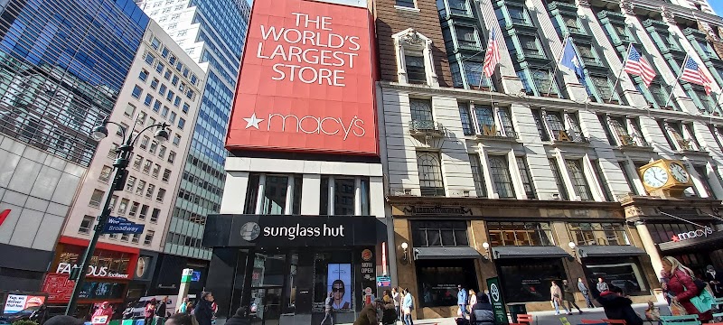 Macy’s / Herald Square
