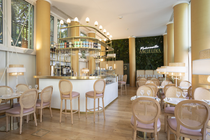 Mademoiselle Angelina / Paris