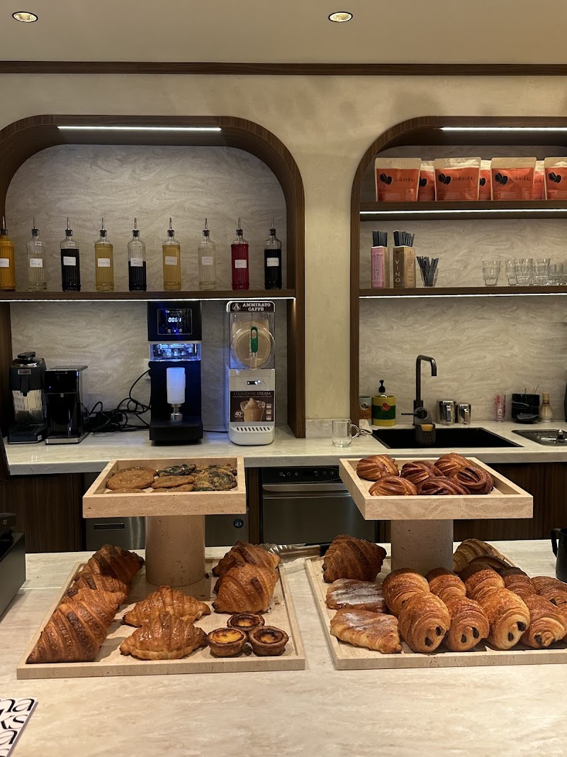 Mana cafe / Amsterdam