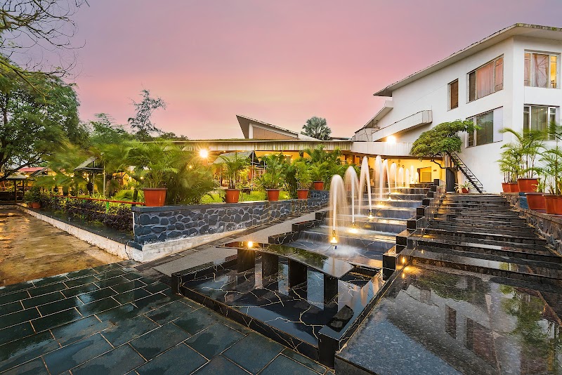 MANAS RESORT / Igatpuri