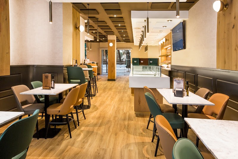 Manolo bakes / Madrid Place mentioned in saved reels