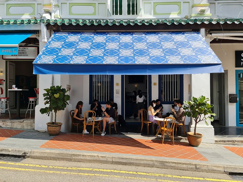 Maxi Coffee Bar / Singapore