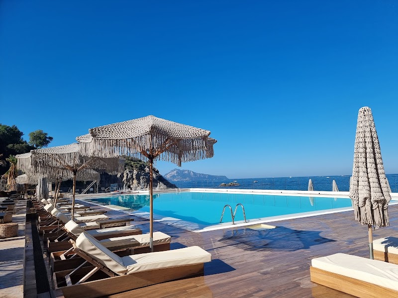 Maya Beach Experience / Sorrento