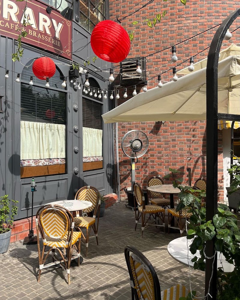 Melt House / Gurgaon