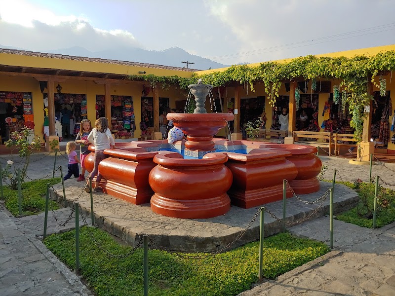 Mercado de Artesanias / Antigua