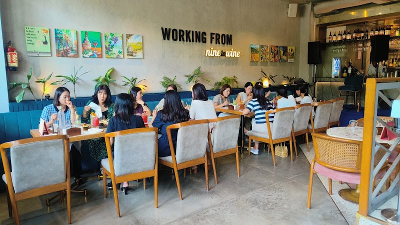 Mesa Kitchen & Bar / Aerocity