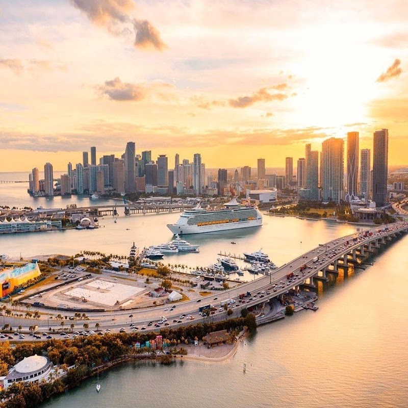 Miami / USA Place mentioned in saved reels