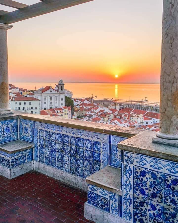 Miradouro de Santa Luzia / Lisbon Place mentioned in saved reels