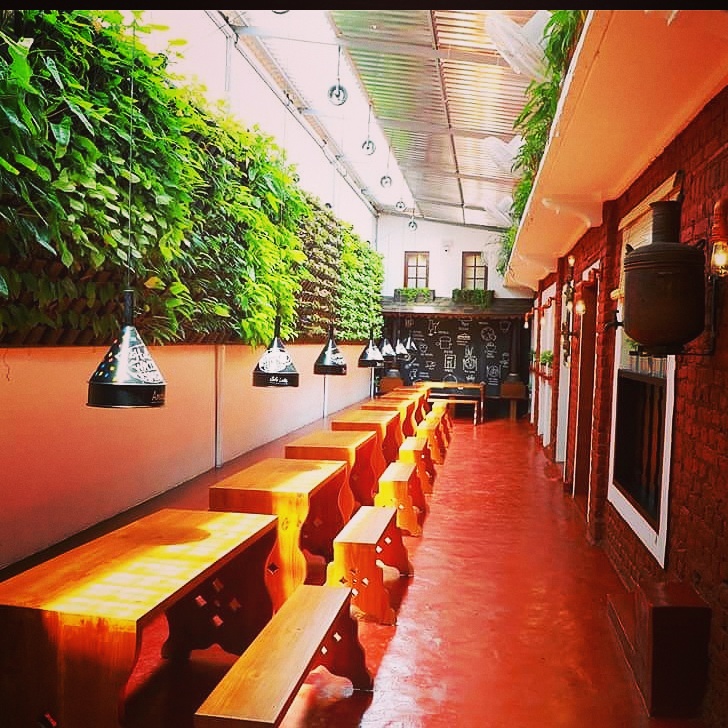 Mocha Art Cafe / Kochi