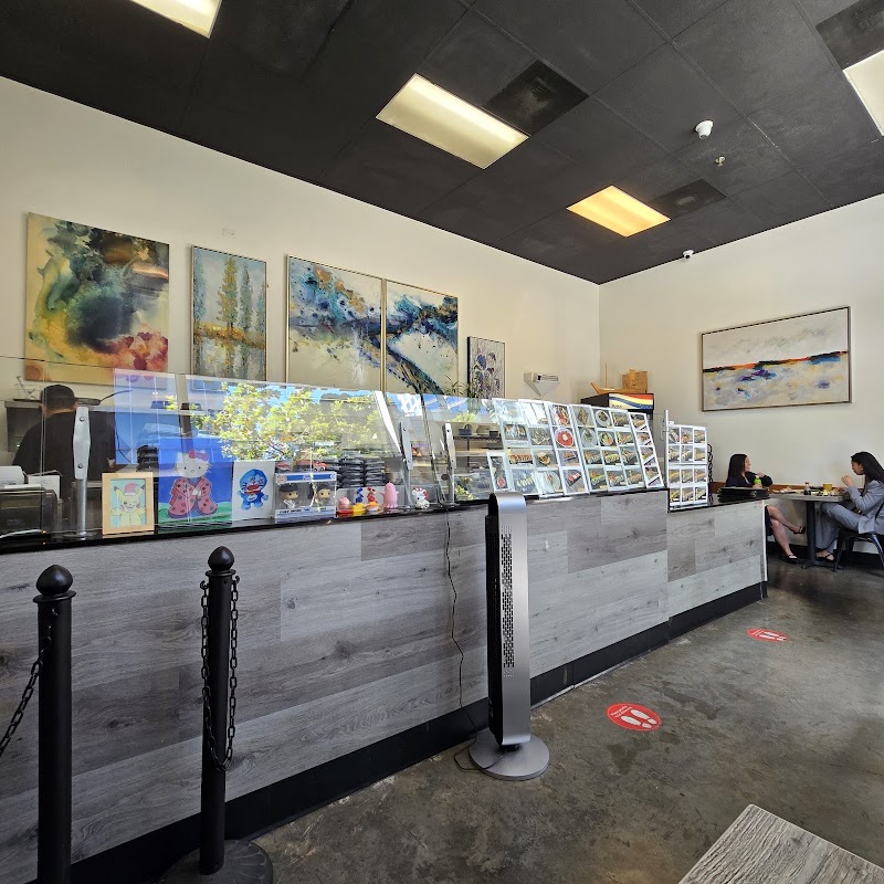 Momi Sushi / Los Angeles