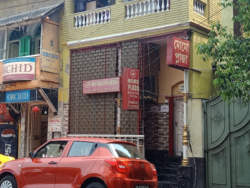 Momo Plaza / Bhowanipore Place mentioned in saved reels