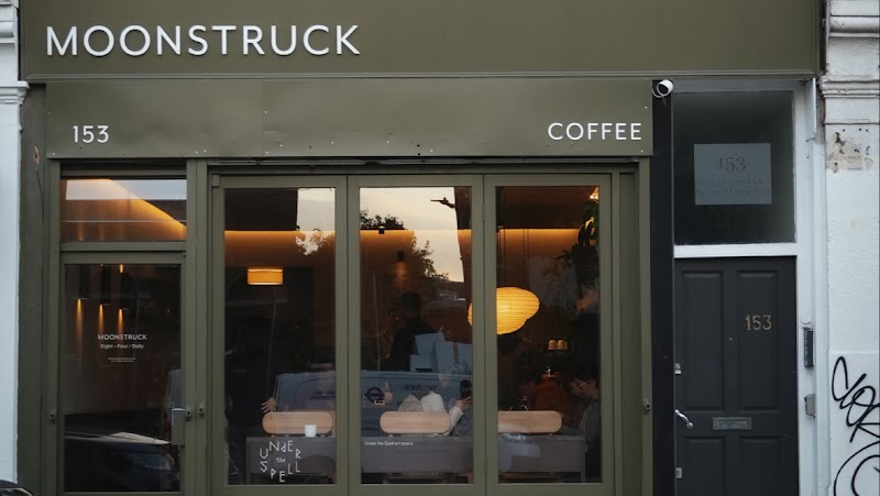 Moonstruck Cafe / Stockwell