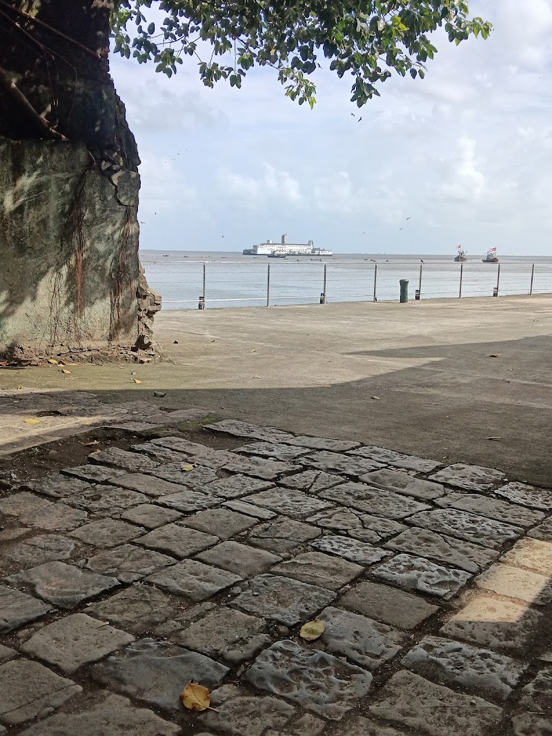 Mukesh Mills / Mumbai Place mentioned in saved reels