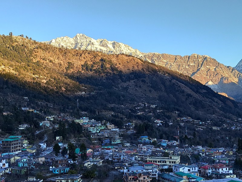 Munsiyari / Uttarakhand Place mentioned in saved reels