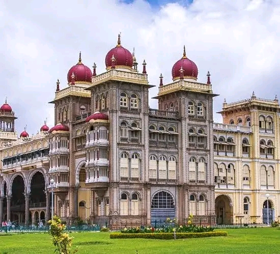 Mysuru Palace / Mysuru Place mentioned in saved reels