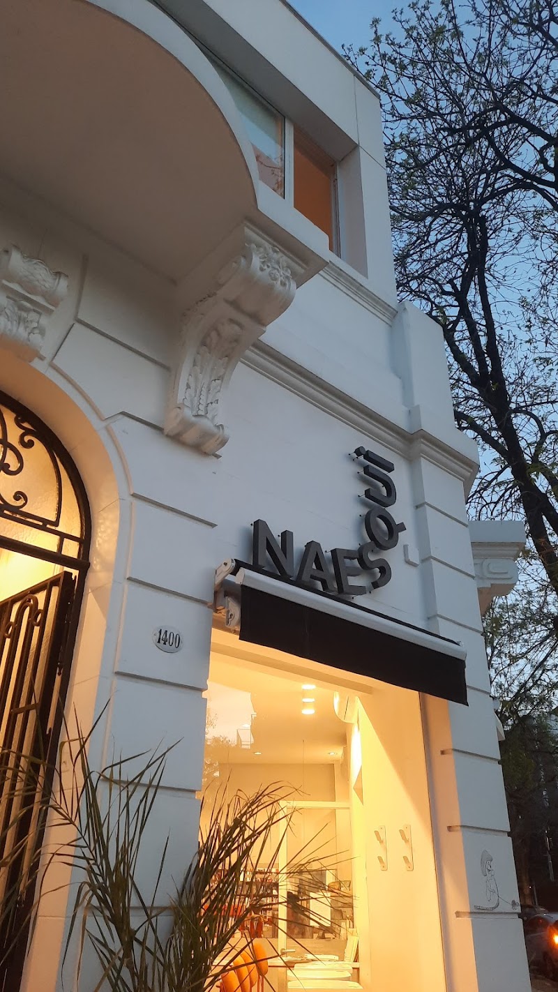 Naesquí Libros y Café / Buenos Aires