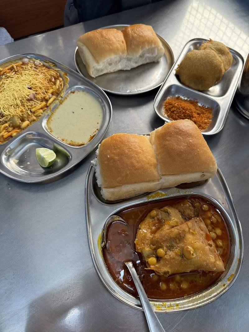 ND Patil Canteen / Mumbai